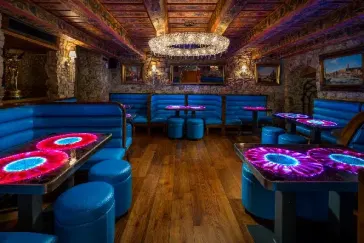 Zlatý Strom Bar & Club